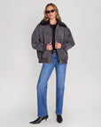 [Grey Patina/Black Fur] - Model