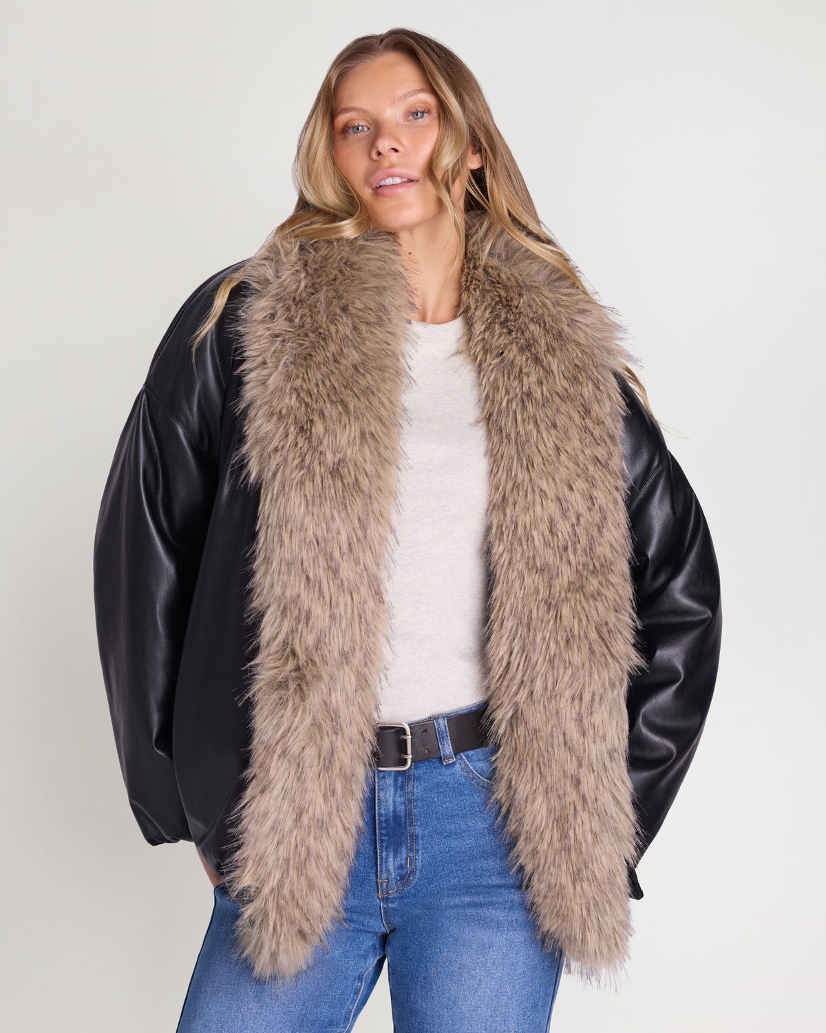 Black/Blonde Fur