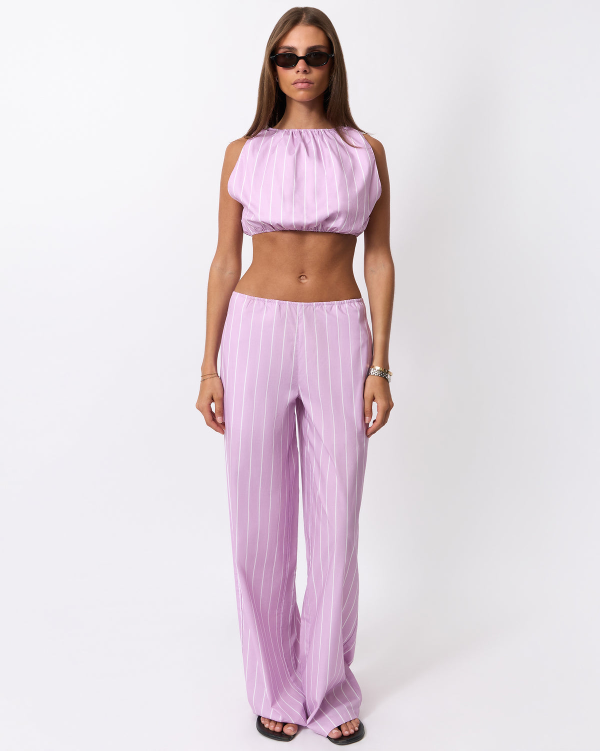 [Lavender/White] - Model